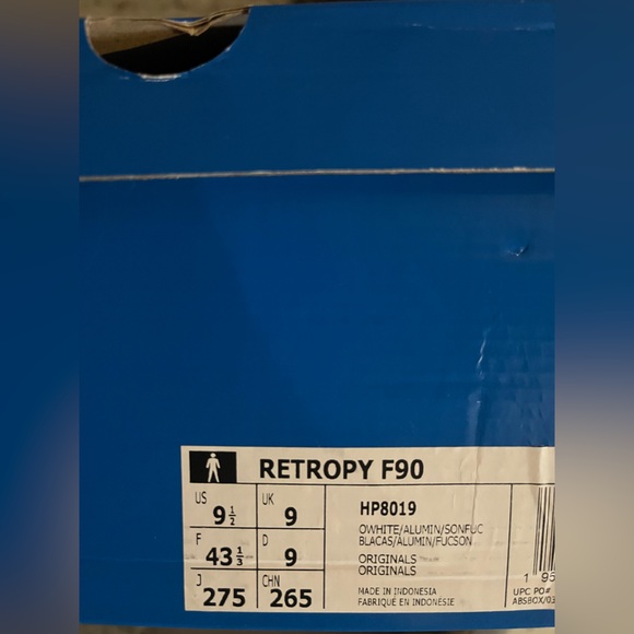 Adidas Retropy  F90 - Picture 6 of 6